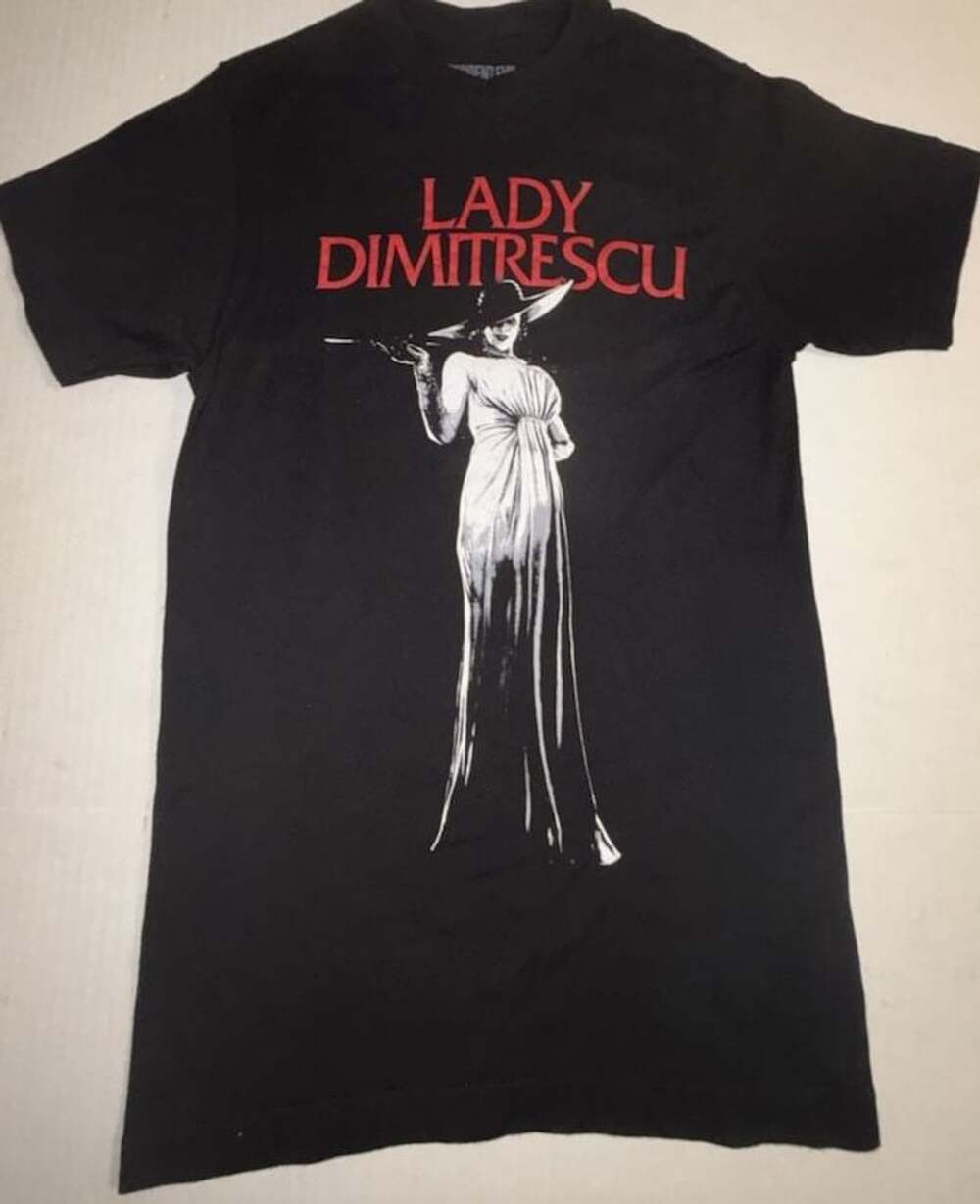 Resident Evil Village Lady Dimitrescu Black Graphic T-Shirt Size XS Capcom Biowo